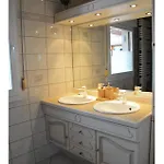 Des Oliviers Holiday home